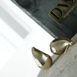 Dansk Copenhagen Smykker*Courage Waterproof Paisley Earring 18K Gold Plating Gul