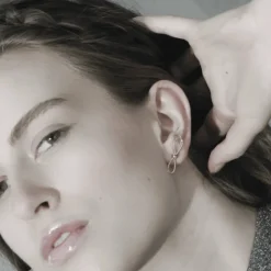 Dansk Copenhagen Smykker*Elegant Bueøreringe Gul