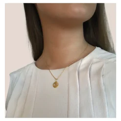 Frk. Lisberg Smykker*Familie Halskæde med 14K d Vedhæng Gul