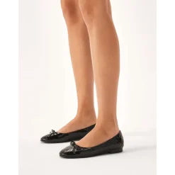 Kazar Ballerina Sko*Lakerede ballerinaer med afrundet næse Sort