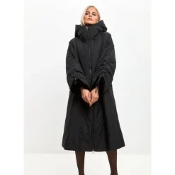 Cesare Gaspari Frakker*Oversized Hætte Puffer Jakke med Faux Pelsmanchetter Sort