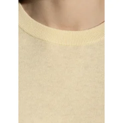 Lisa Yang T-Shirts*Rubie Top Gul